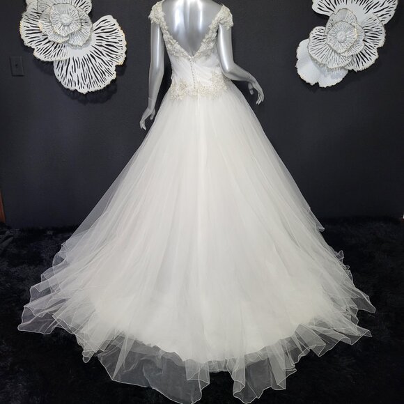 NWT~$2750~AMARE COUTURE~4/6~IVORY BEADED EMBELLISHED FIT & FLARE WEDDING DRESS - Picture 12 of 16